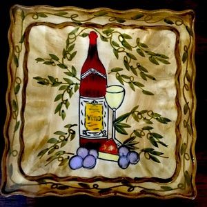 Decorative ceramic wine plate/trivet
7“ x 7“
Smoke-free pet free home
